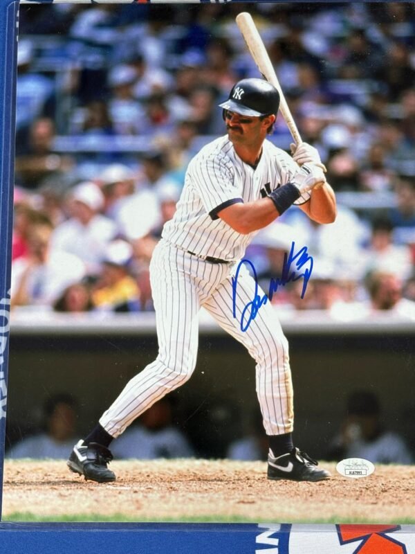 New York Yankee Legend Don Mattingly Autographed 11x14 Photo JSA / COA