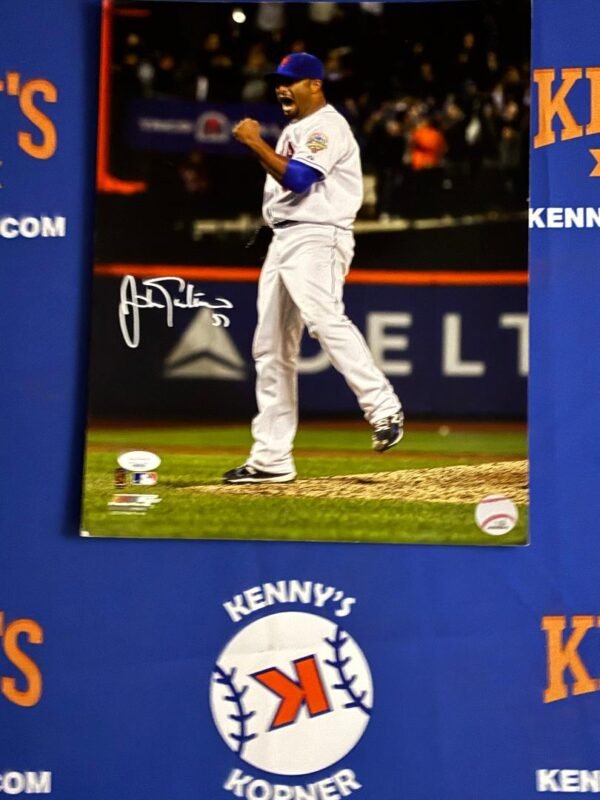 New York Mets Ace Johan Santana Autographed 11x14 Photo JSA / COA - Image 2