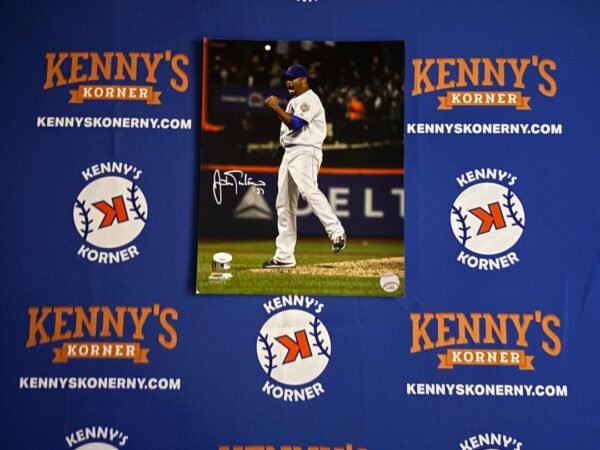 New York Mets Ace Johan Santana Autographed 11x14 Photo JSA / COA - Image 3