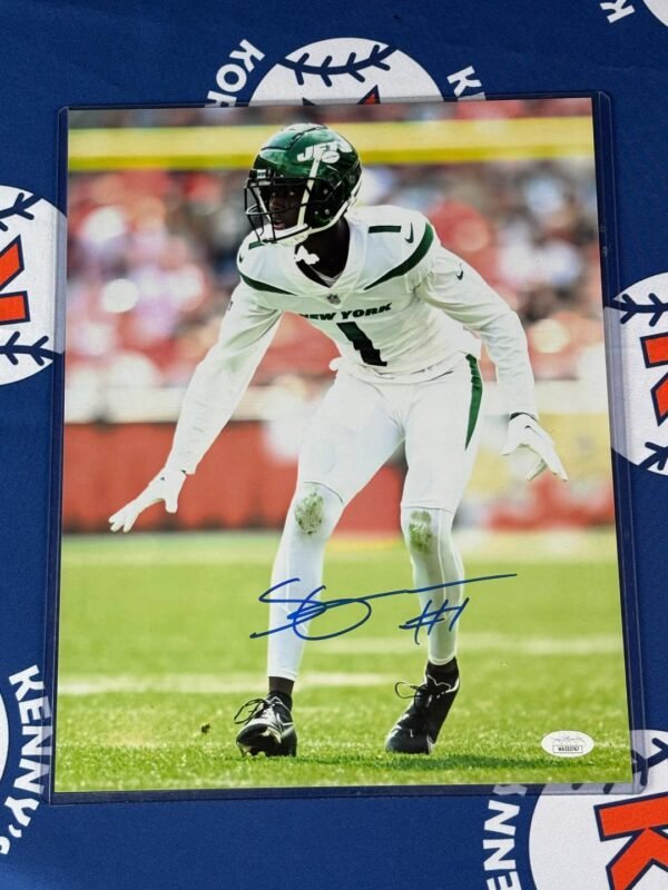 New York Jet Autographed 11x14 Photo of Shut -Down Cornerback Sauce Gardner JSA / COA