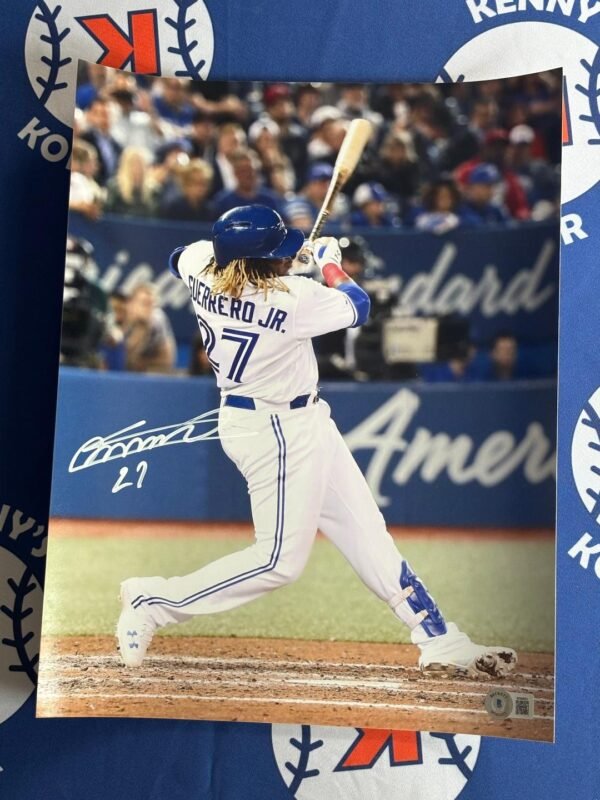 Toronto Blue Jays Slugger Vladimir Guerrero Jr Autographed 11x14 Photo Beckett Certified - Image 3