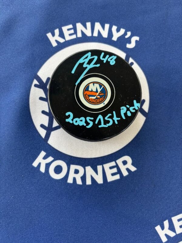 New York Islanders #1 Pick Matthew Schaffer Autographed Official Game Puck w/ #1 Pick Inscription JSA / COA