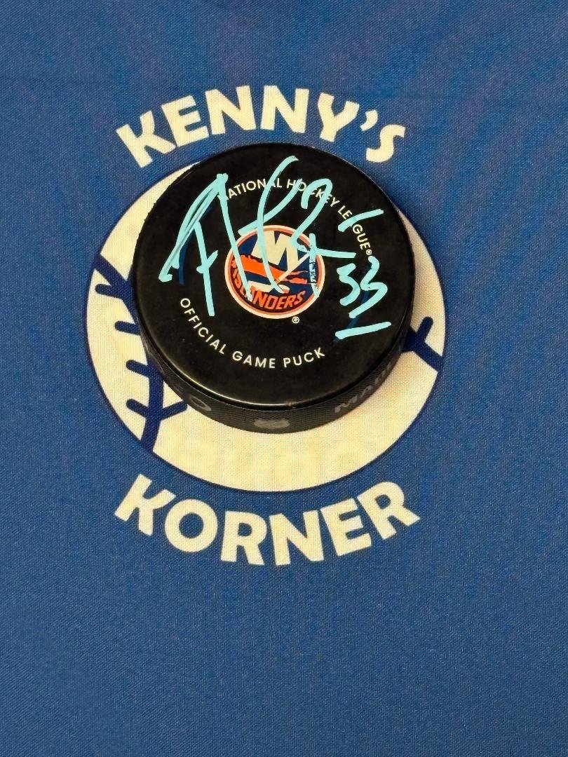 New York Islanders Hall Of Fame Coach Patrick Roy Autographed Official Islanders Puck JSA / COA