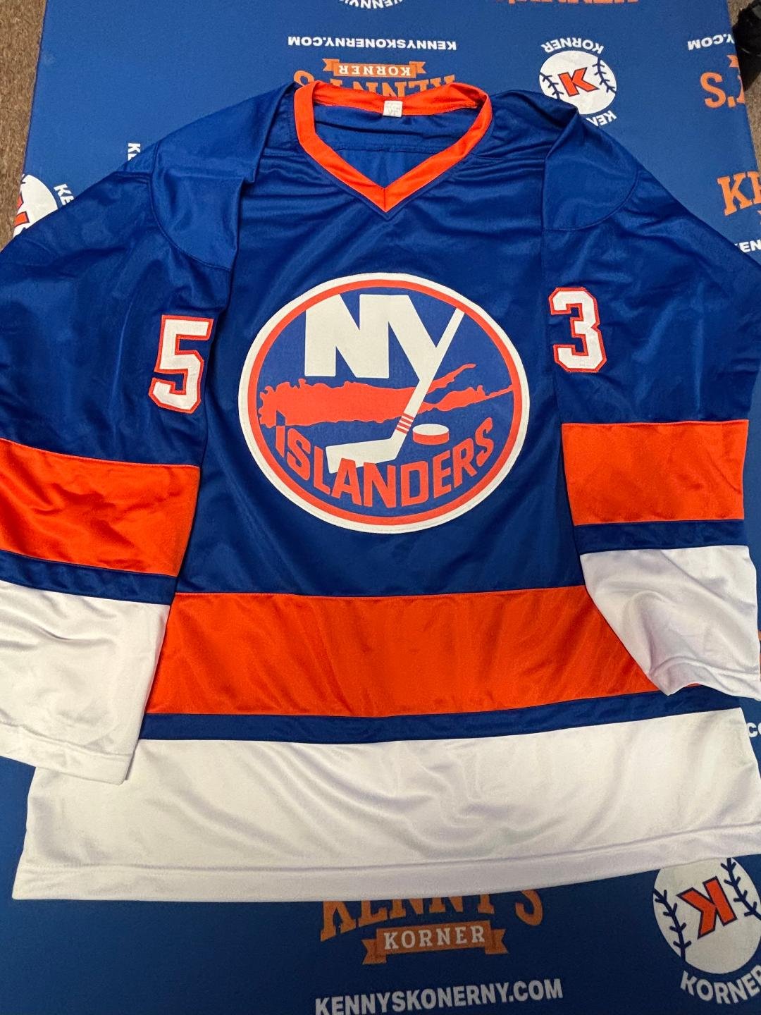 New York Islanders Glue Casey Cizikas Autographed Islanders Jersey - Image 3