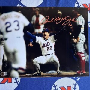 New York Mets Howard "Hojo" Johnson Autographed 11x14 Photo. Beckett